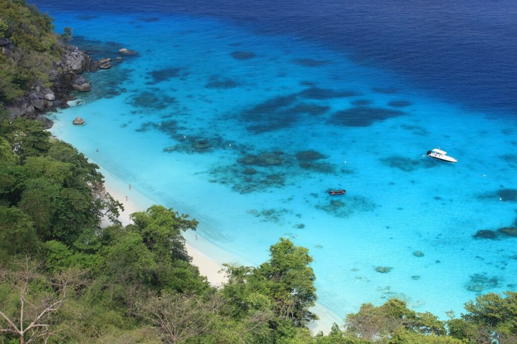Vista aérea del Parque Nacional de las islas Similan